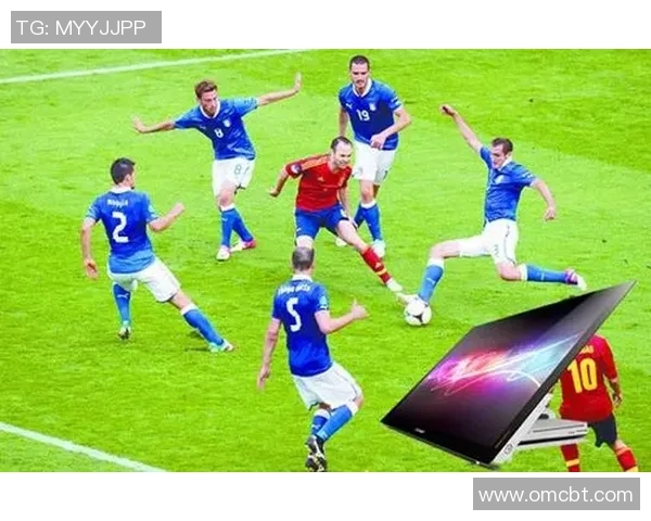 传奇防守员足球明星的辉煌历程与影响力分析 传奇防守员足球明星的辉煌历程与影响力分析